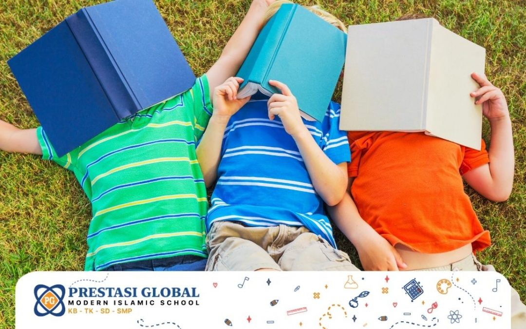 Manfaat Busy Books - Sekolah Prestasi Global